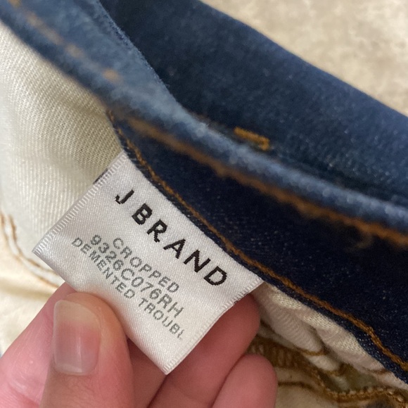 J Brand Women’s Distressed Crop Jeans - Picture 3 of 5